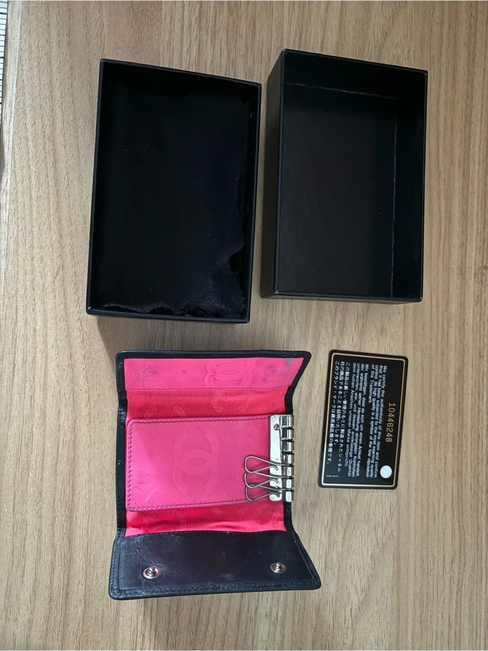 VTG CHANEL CAMBON Black Leather Key Case White CC Pink Interior Box Auth Card